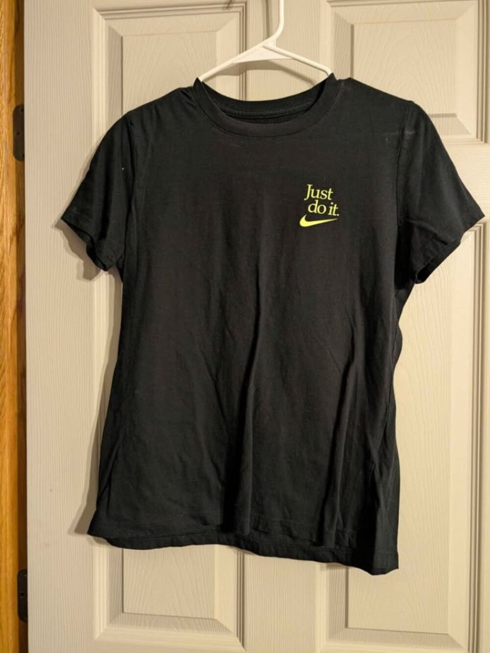 Nike women's size medium t shirt